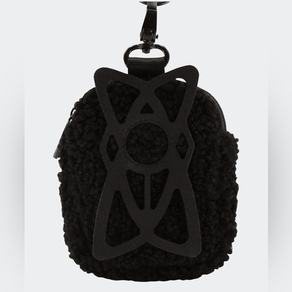 Black Smartphone Holder Faux Fur Teddy Zipper Pouch - Picture 5 of 6